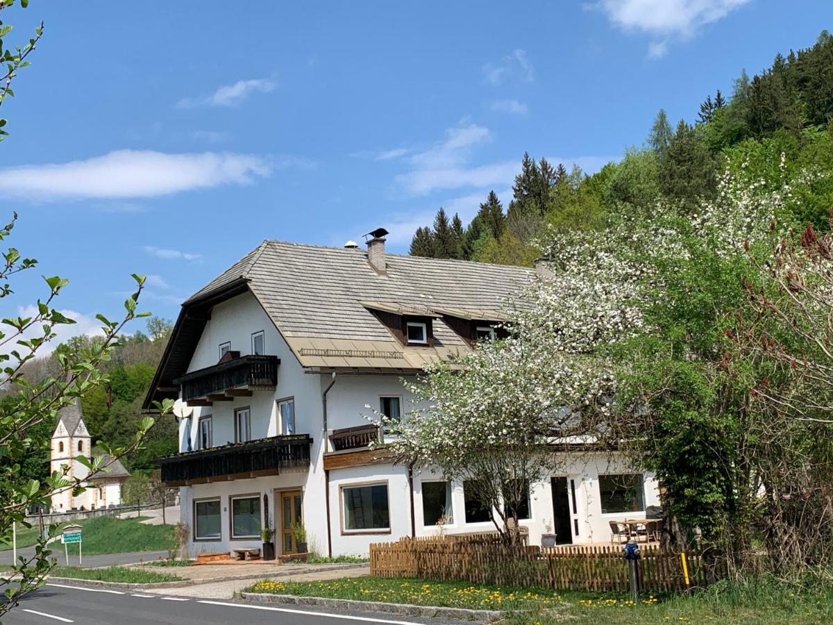 Bergbude Oberferlach Exterior photo